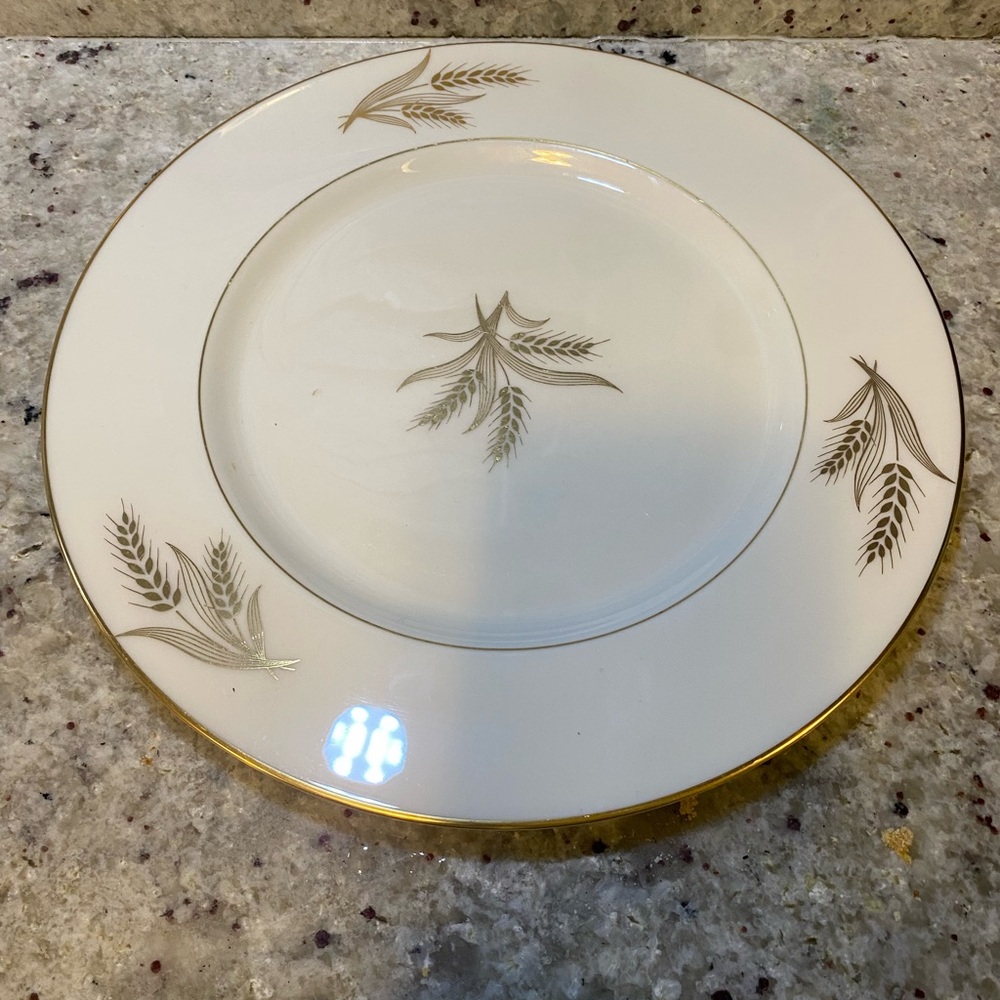 Set Of 8 Lenox Harvest Cream And Gold Dinner Plates - Picture 10 of 12